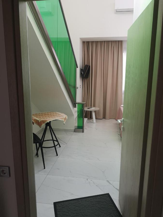 Amalia Deluxe Villas Vrasná Buitenkant foto