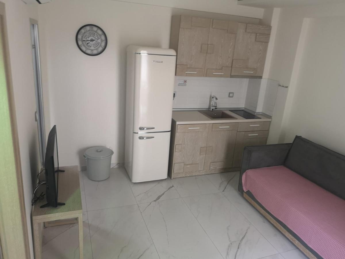 Amalia Deluxe Villas Vrasná Buitenkant foto