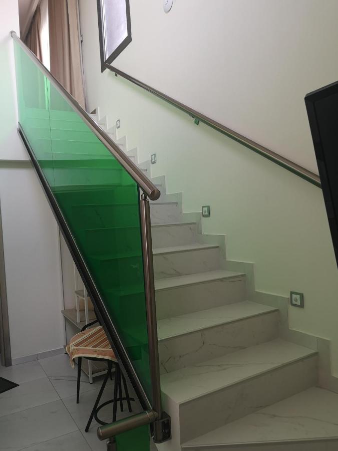 Amalia Deluxe Villas Vrasná Buitenkant foto