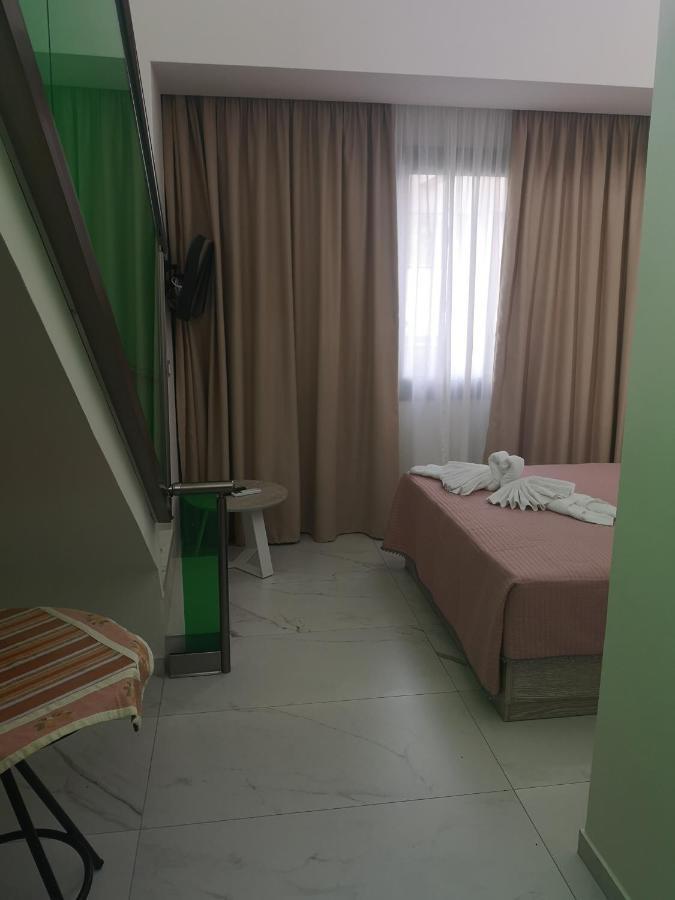 Amalia Deluxe Villas Vrasná Buitenkant foto