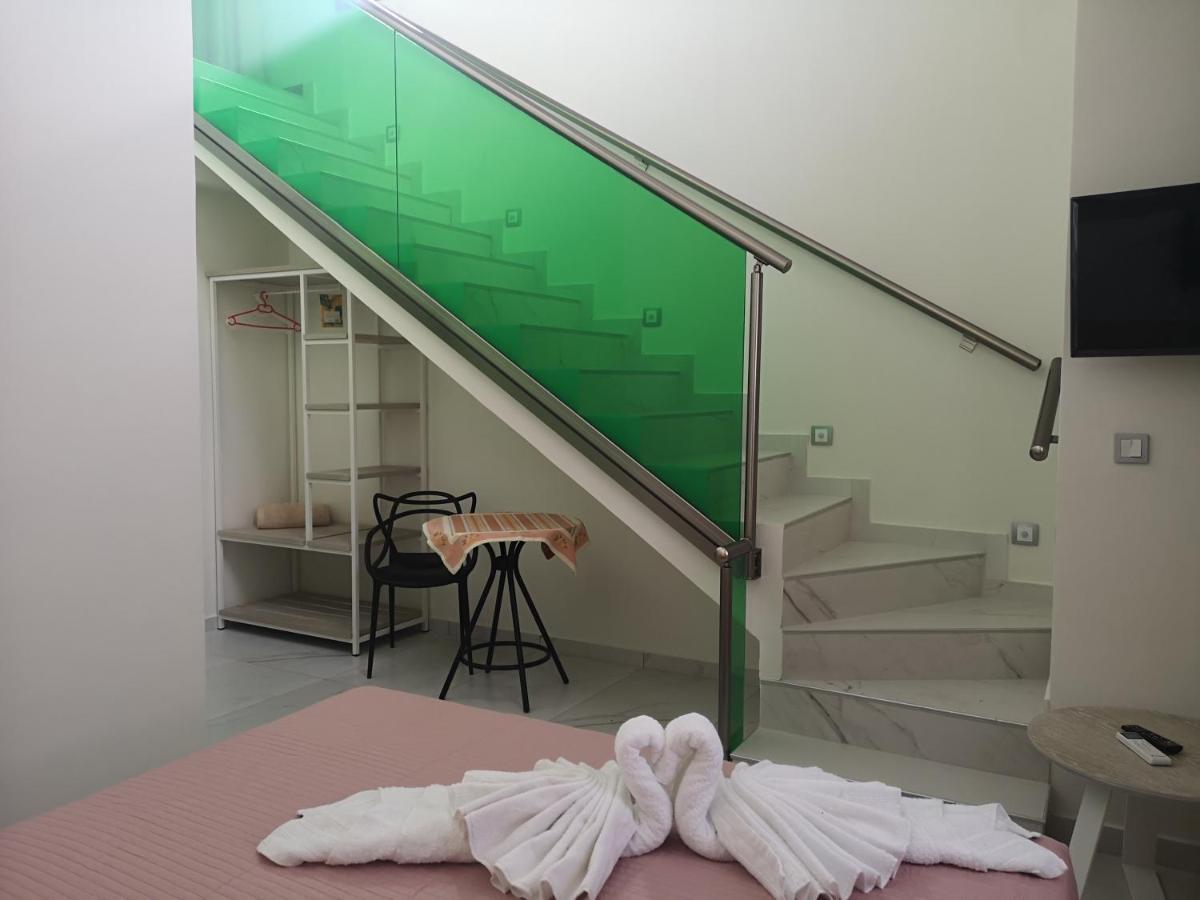 Amalia Deluxe Villas Vrasná Buitenkant foto