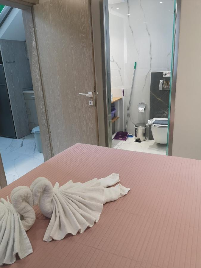 Amalia Deluxe Villas Vrasná Buitenkant foto