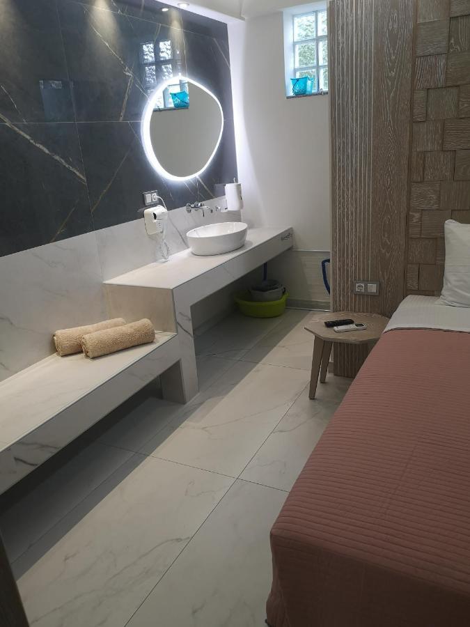 Amalia Deluxe Villas Vrasná Buitenkant foto