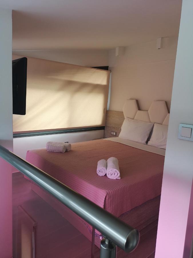 Amalia Deluxe Villas Vrasná Buitenkant foto